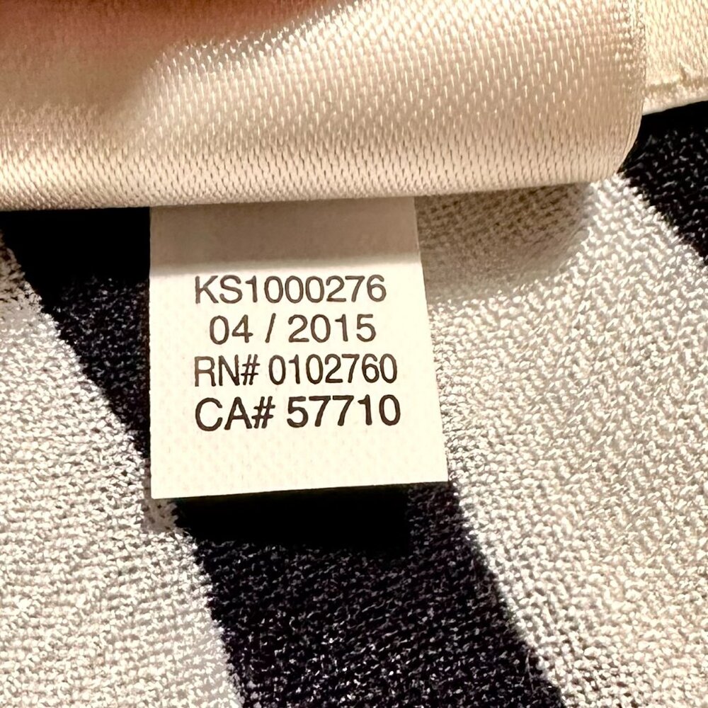 NWOT KATE SPADE NEW YORK Women's black and white striped scarf and shawl - Picture 9 of 10